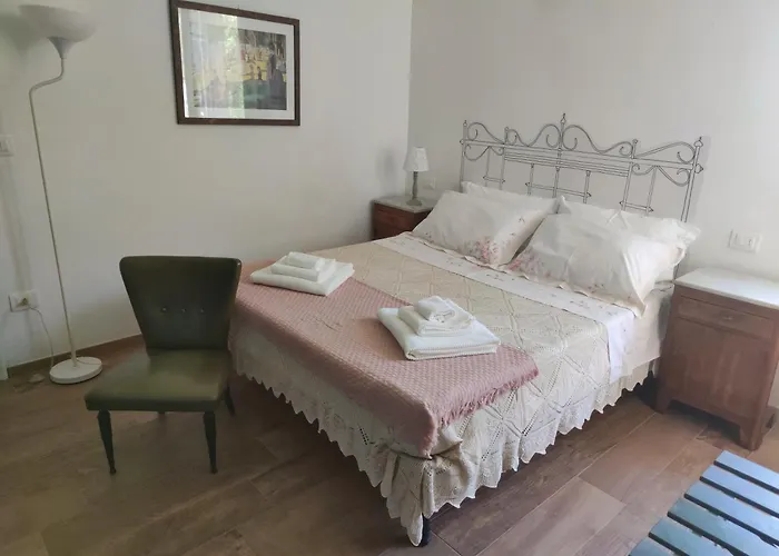 Tiny Room