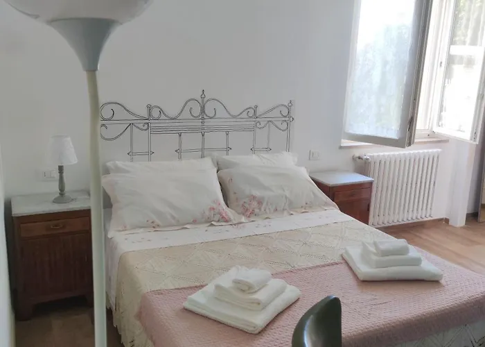 Tiny Room